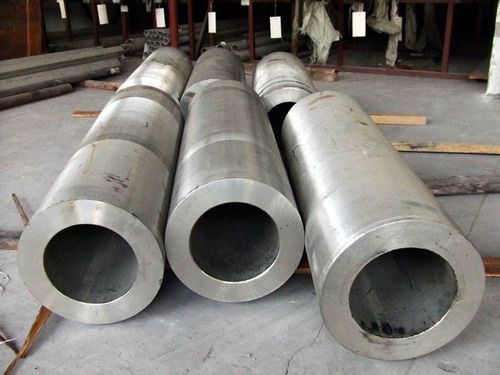 无锡鲁盛特钢成立于2002年,专业经营各种进口,国产